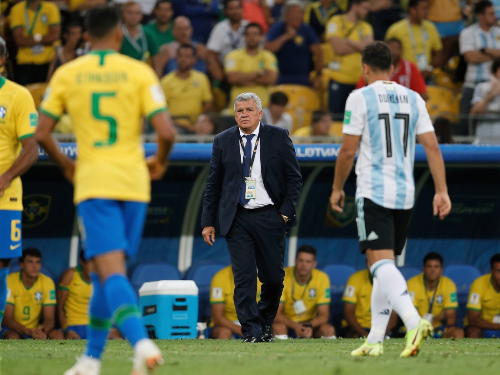 比赛17分钟王霜梅开二度，展现超强实力！